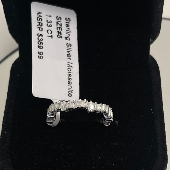 Uniquely Sculpted Moissanite Band w/ an Elegant Curved Silhouette size 5